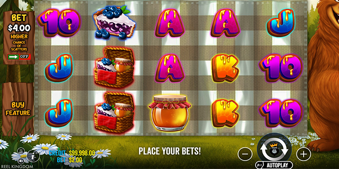 Screenshot from the New Bear Crazy Slot by Pragmatic Play