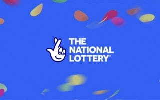 Logo Lotre Nasional dengan Latar Belakang Biru 